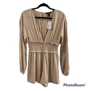 New Forever 21 Plunging Ruffled Smocked Romper Long sleeve Ash Brown Small S